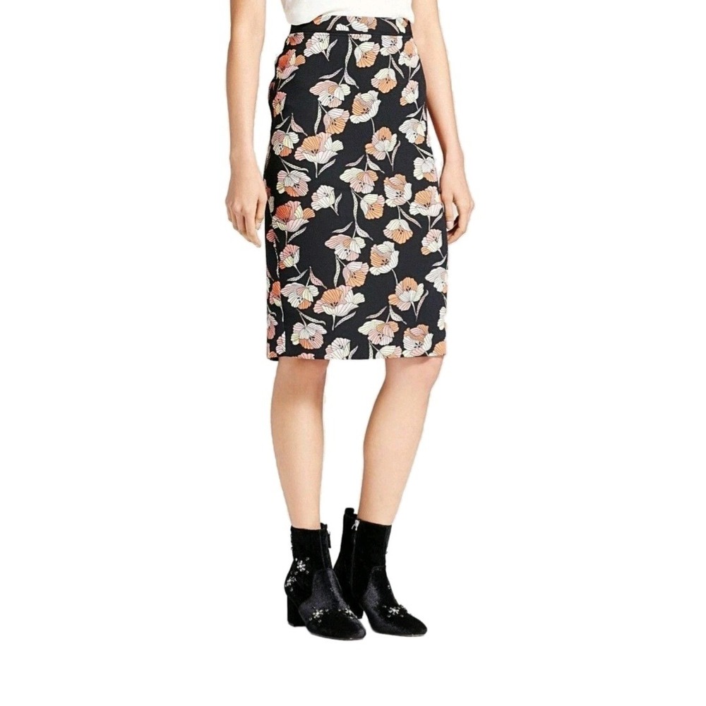 Who What Wear Black Floral Pencil Skirt Midi Length‎ Size 6 NWOT